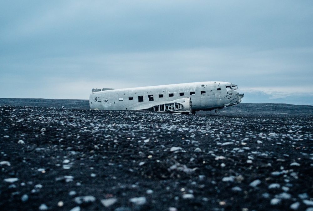 Public Domain Images – Arctic Plane Crash Blue Grey